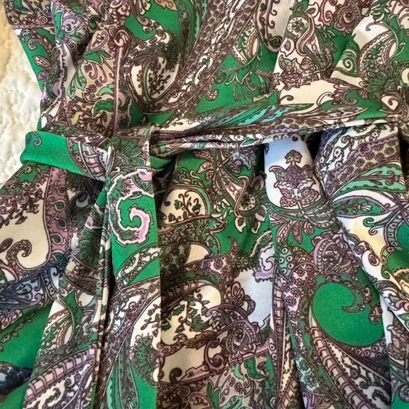 Green Paisley Women's wrap Dress - Picture 8 of 10